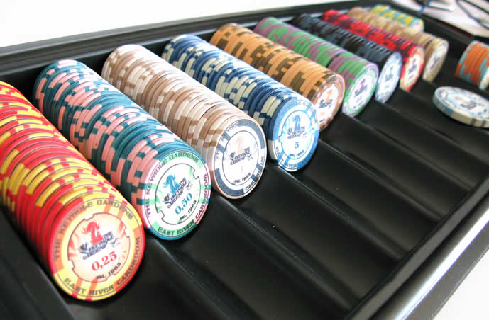 jetons de poker ceramique garden tranches align&eacute;es